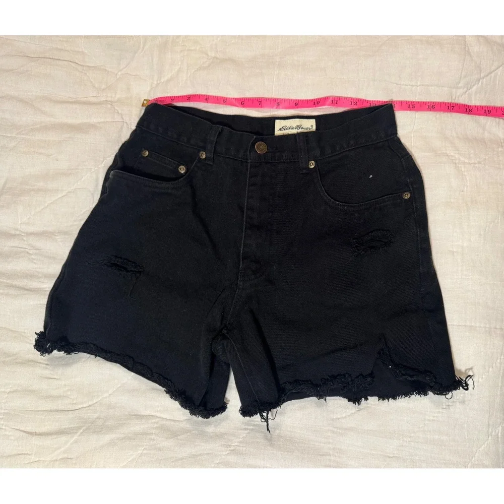 Eddie Bauer Black Distressed High Waisted Denim Shorts Frayed Hem Womens Size 8 - Picture 4 of 10
